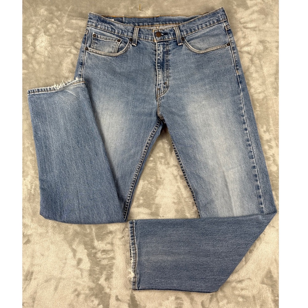 Levis 505 Regular Fit Straight Leg Jeans Mens 34x32 Medium Wash Blue Denim